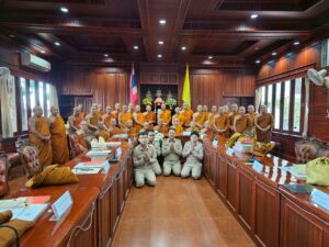 LINE_ALBUM_วัดอรัญญวาสี หนองคาย_250516_2