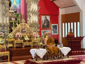 LINE_ALBUM_สอบธรรมสนามหลวง พะเยา-น่าน (ธ) 111067 @วัดอนา_241011_18